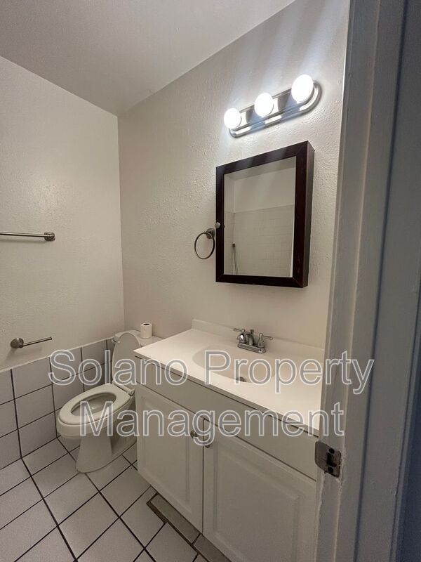 Photo - 108 Grant Ave Unit #1