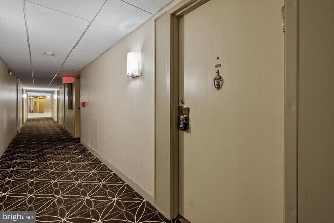Photo - 100 West Ave Unit 103-S