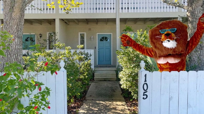 Photo - Davis Shores Townhouse Unidad E