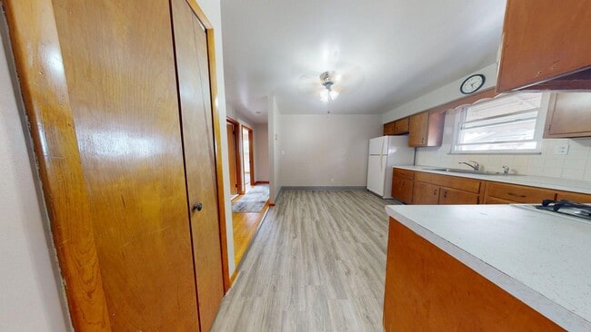 Photo - 7414 Dorothy Ave Unit Up