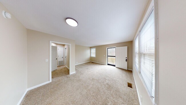 Photo - 110 Valley View Cir