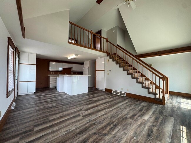 Photo - 208 W Main St Unit 208