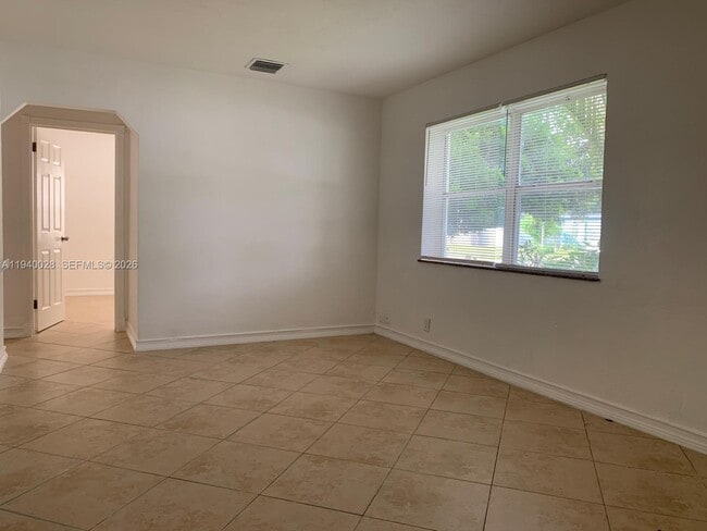 Photo - 17 Edmund Rd