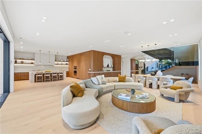 Photo - 16782 Otsego St