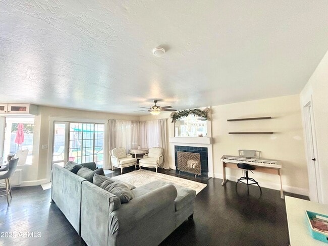 Photo - 7407 E Medina Ave