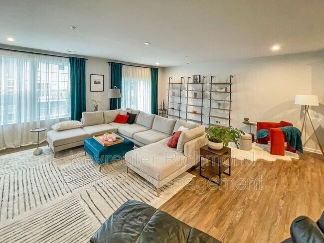 Photo - 8113 Wistar Creek Mews Unit B