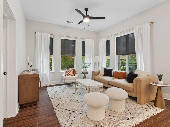 flatiron_interior_living room - AMLI Flatiron