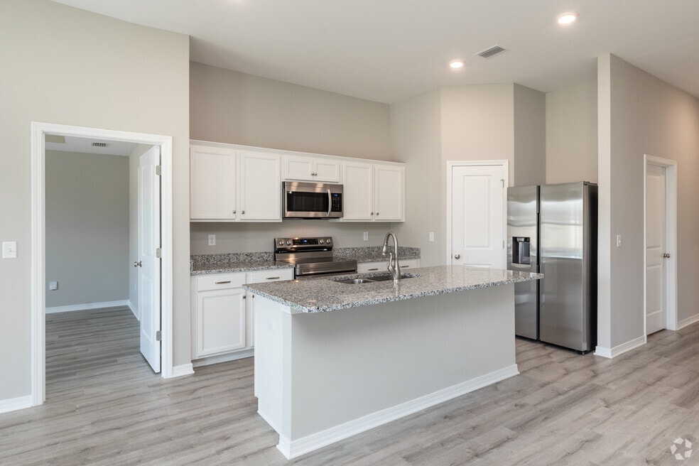 3BR, 2BA - 1,516SF - Kitchen