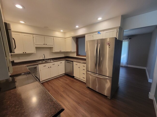 Photo - 4 Bedroom/3 Bath -Great, Layout