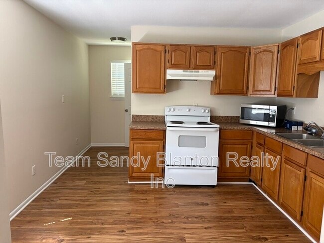 Photo - 204 Brandywine Rd