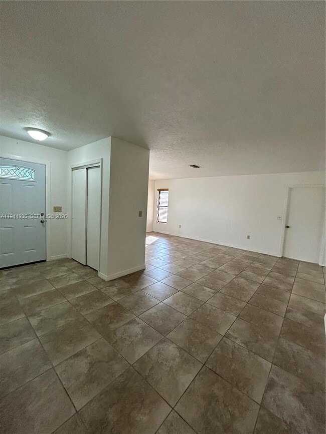 Photo - 4201 Navarre Ave