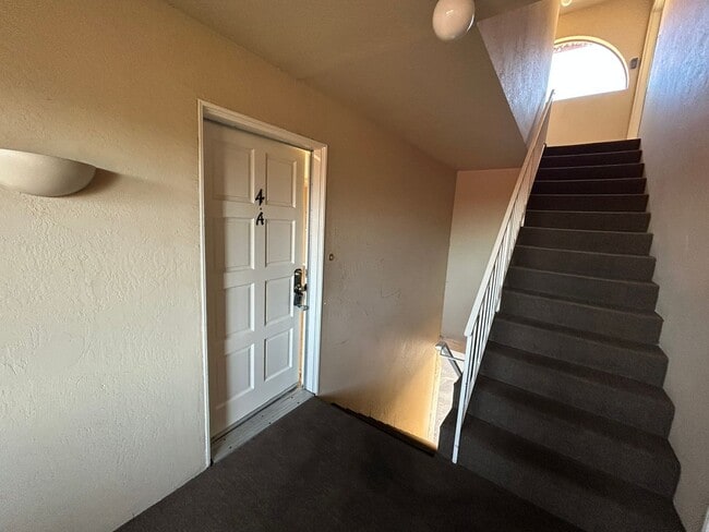 Photo - Spacious condo at Ascot Park Villas!!!