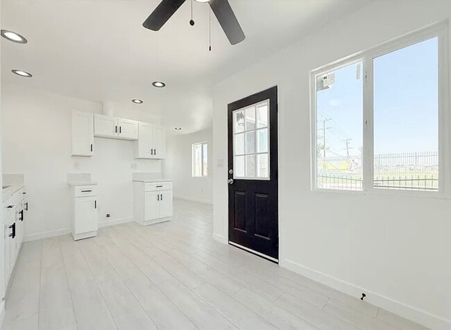 Photo - 518 N Wilmington Ave