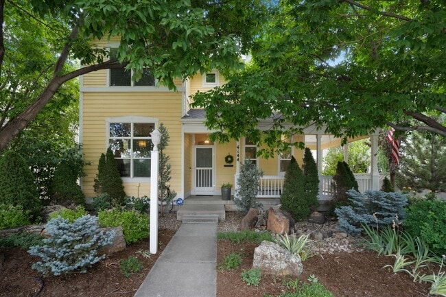 Patio acogedor y profesionalmente diseñado. - 4144 Lost Canyon Drive