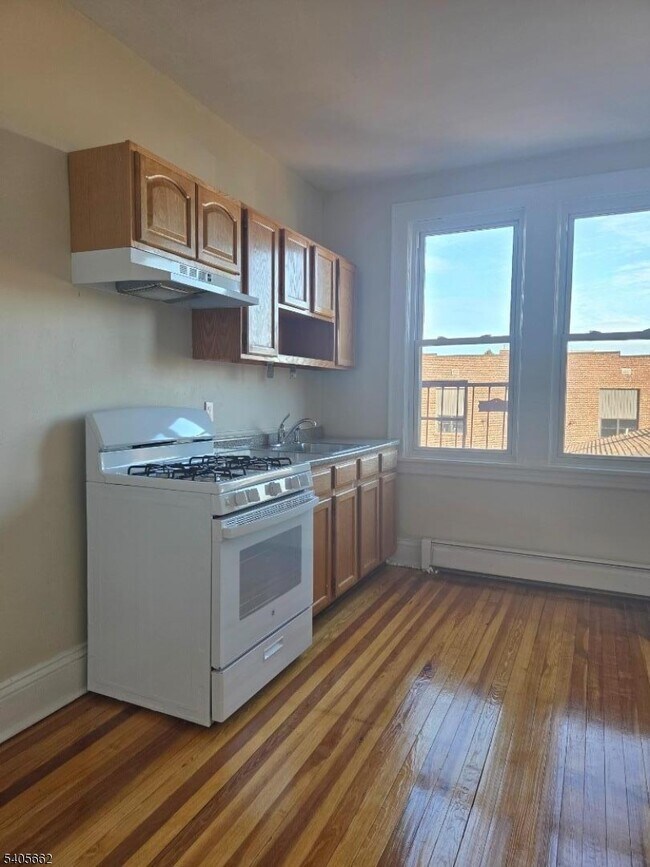 80 Union Ave Unit C6