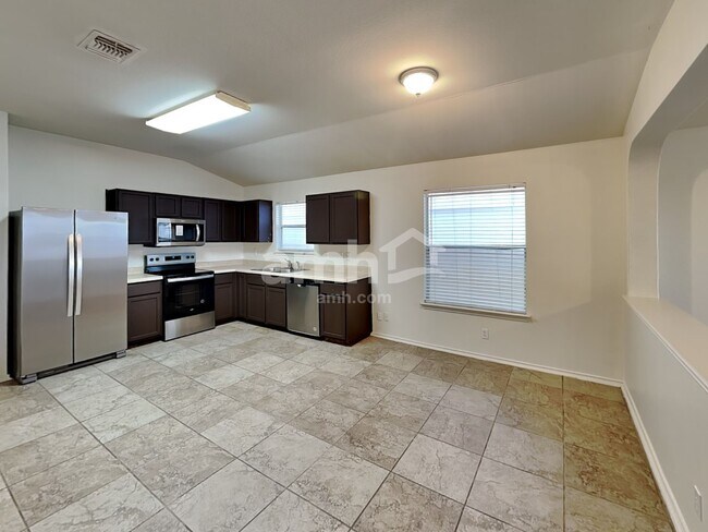 Photo - 6918 Shelbyville Ct