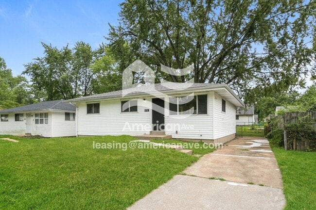 Photo - 1212 Reale Ave
