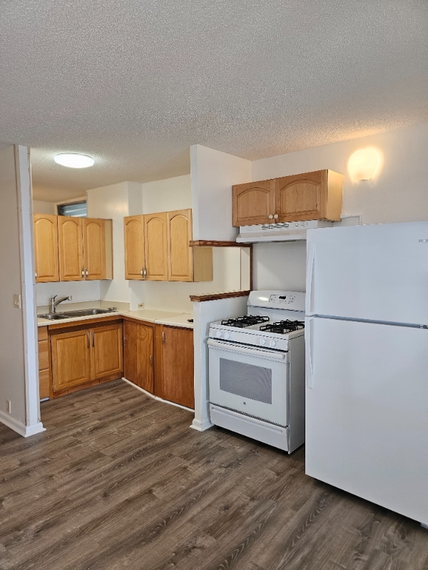 Photo - 1559 Thurston Ave