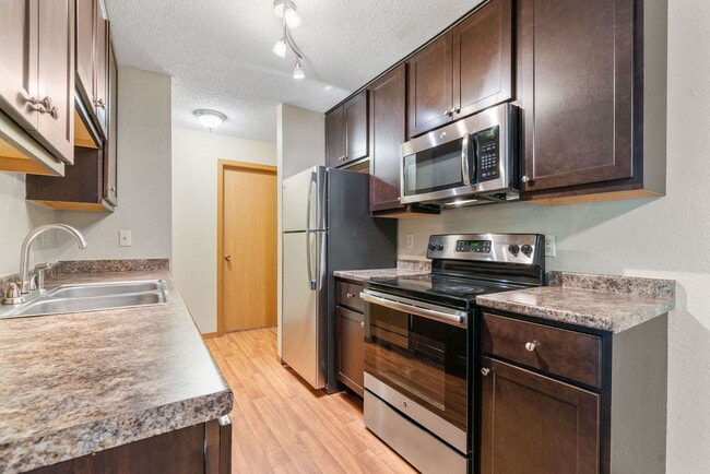 Photo - Westwind Apartments