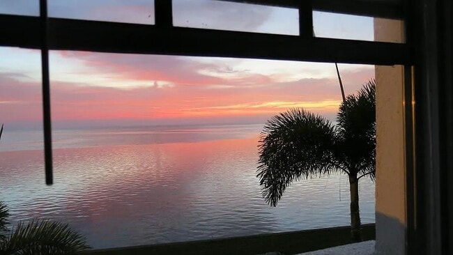Photo - 4858 Coquina Key Dr SE Unidad D-#17