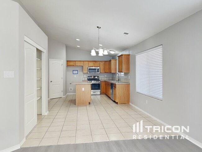 Photo - 1513 Ricasoli Dr SE