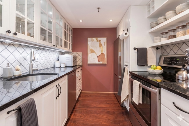 Photo - 20 Webster St