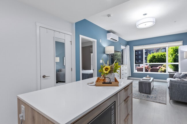 Photo - 3596-3596 Malsum Dr