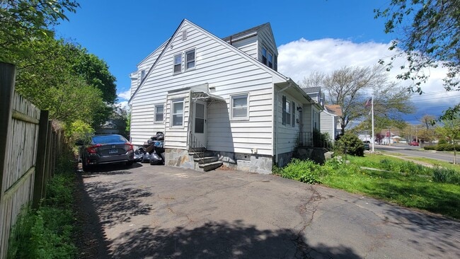 Photo - 18 Townsend Ave