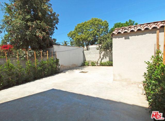 Building Photo - 1219 S Crescent Heights Blvd Rental