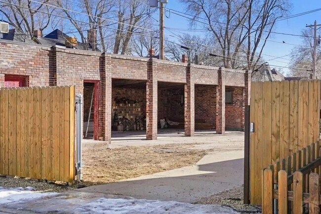 Photo - 1000 Carteret Ave Unit 7