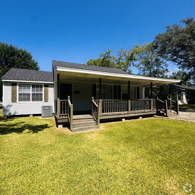 Building Photo - 3115 Rosedale Dr Rental