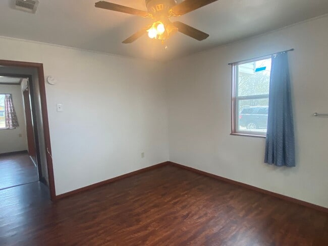 Photo - 2 BEDROOM COUNTRY LIVING