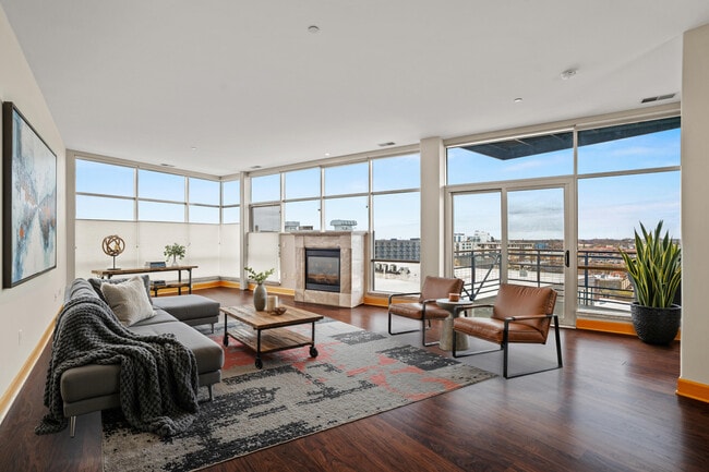 Building Photo - 1111 N Marshall St