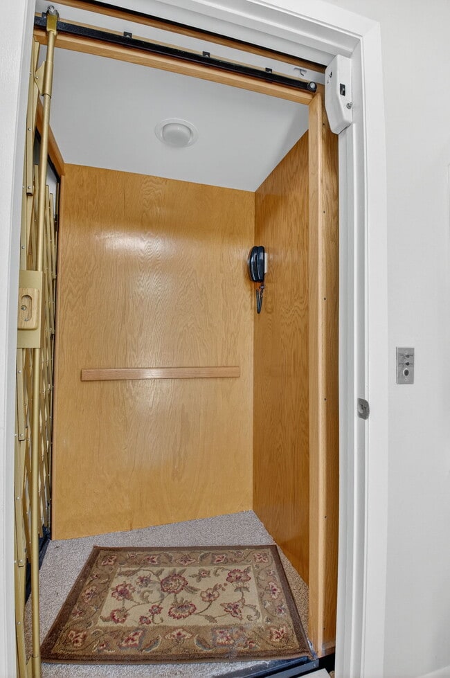 Photo - 5136 Floria Dr