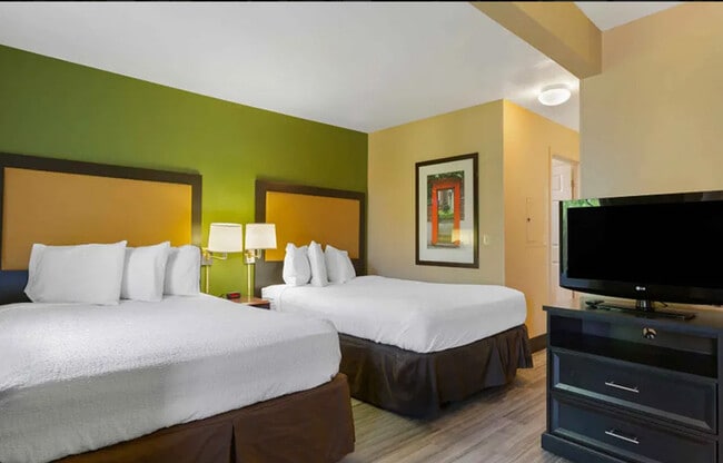 Emerald Suites at Chandler