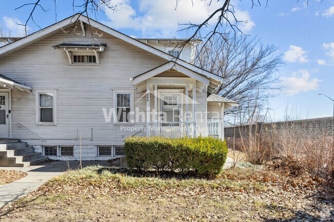 Building Photo - 444 S Fountain St Unit 444 S Fountain #1 Rental