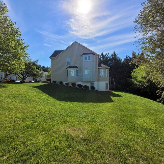 Photo - 11201 Yardley Ct