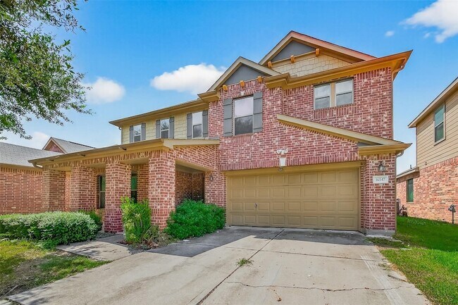 Photo - 16547 Lanesborough Dr