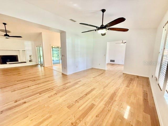 Photo - 860 N Kansas Ave