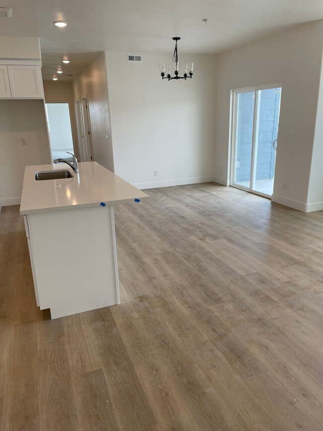 Photo - 551 S 1020 W Unit 303