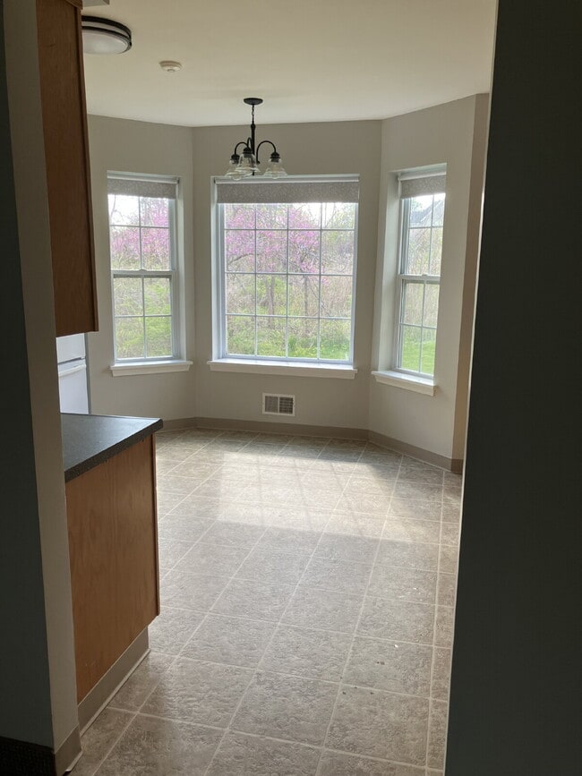 Photo - 2 Bedroom Townhome in Fairport Available October 1! Unidad 1