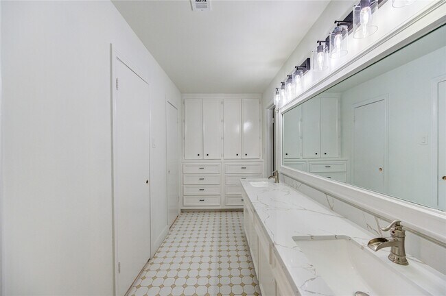 Photo - 5930 Miller Valley Dr