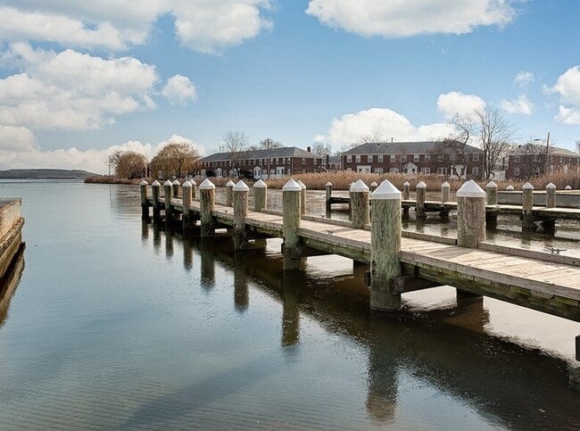 Day Village Townhomes For Rent in Dundalk, MD - Day Village Townhomes