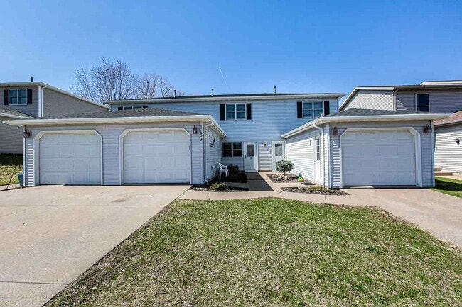 Building Photo - 2139 Hummingbird Dr Unit 2