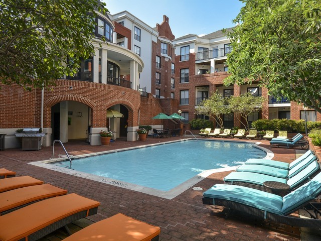 Piscina - Waterloo Place Apartments