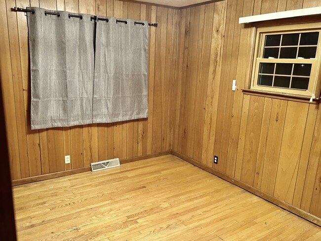 Photo - 3742 Dorothy Ln