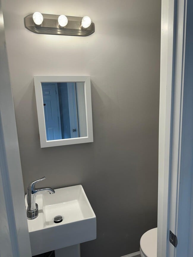 Photo - 1914 Wood Ave