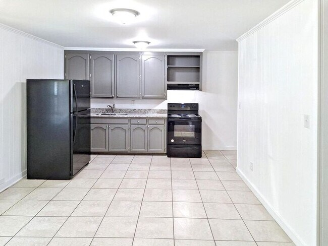 Photo - 1500 John Ave