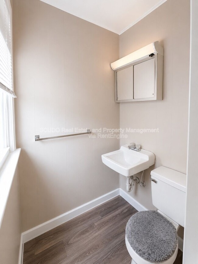 Photo - 10516 E 10th St S