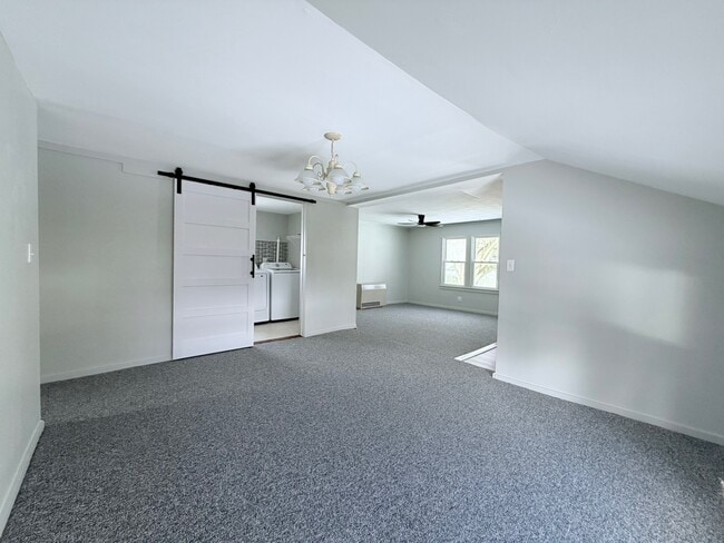 Photo - 33 Spring St Unit Flr 2